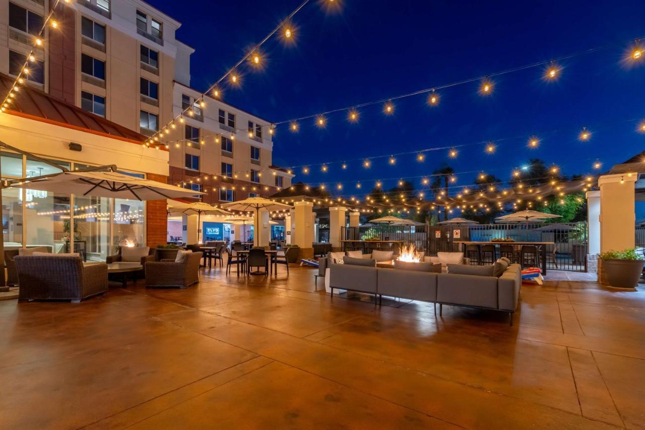 Hilton Garden Inn Scottsdale Old Town Екстер'єр фото