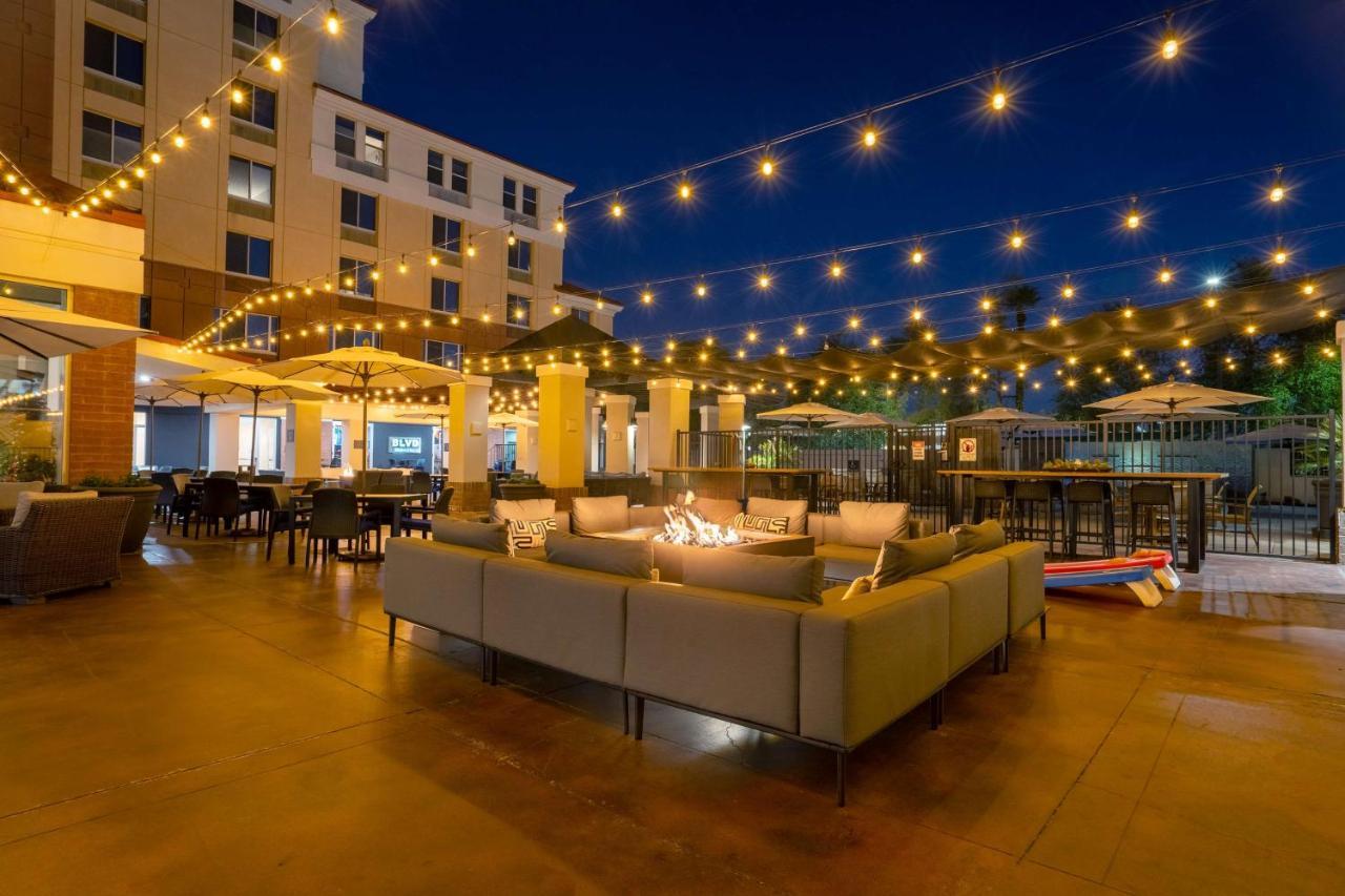 Hilton Garden Inn Scottsdale Old Town Екстер'єр фото