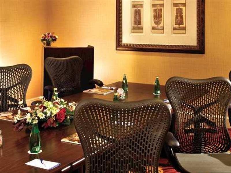 Hilton Garden Inn Scottsdale Old Town Екстер'єр фото